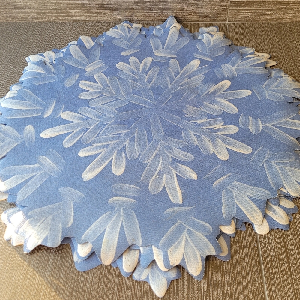 Snowflake Placemats - Handpainted - Picture 3 of 4